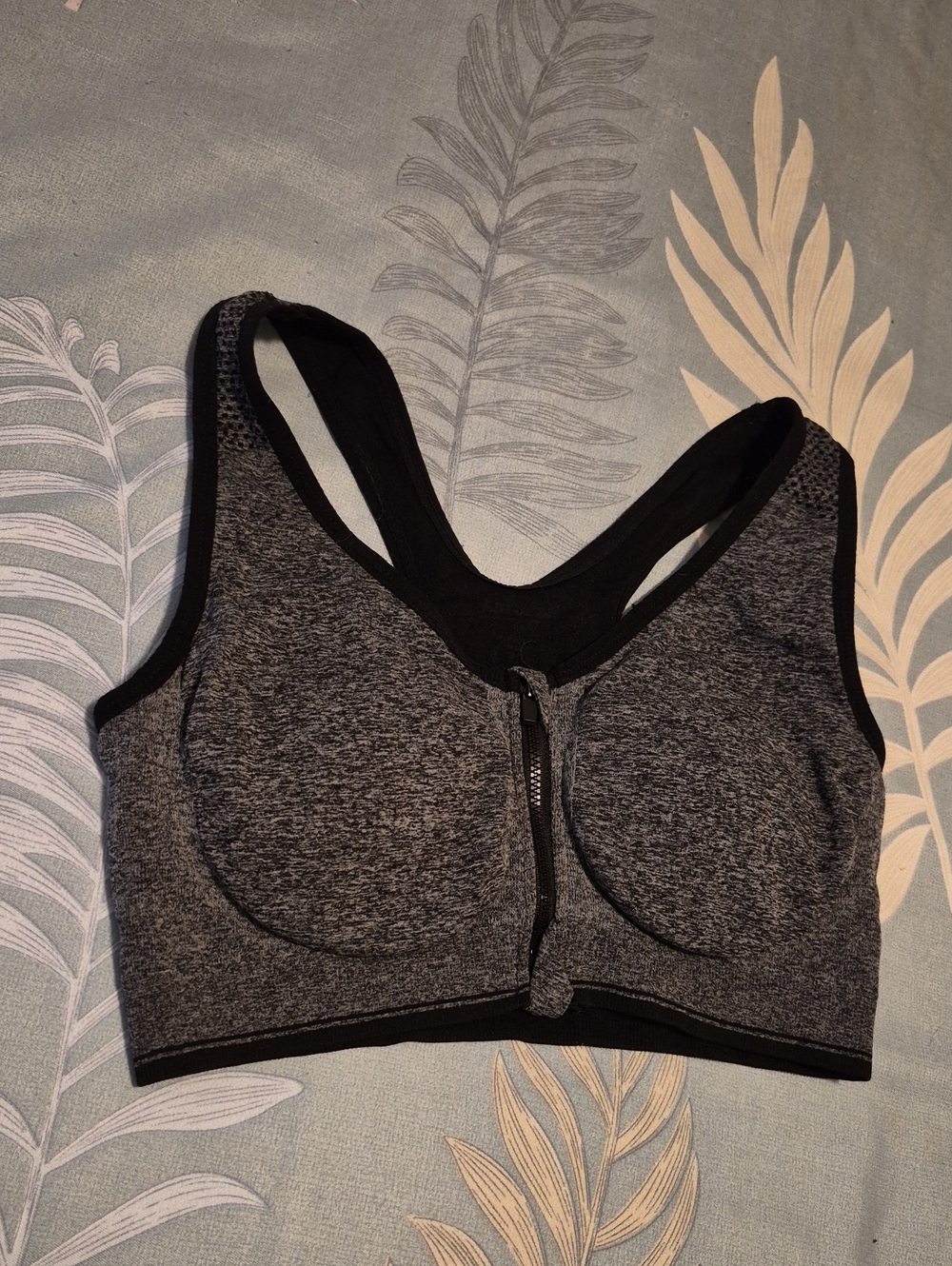 Source Unknown Black & Gray Front-Zip Sports Bra
